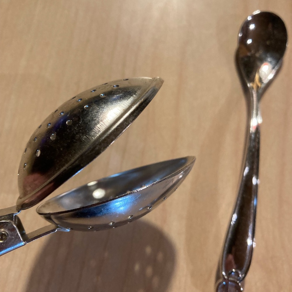 Silver Tea Infuser and Spoon Set - Picture 3 of 5